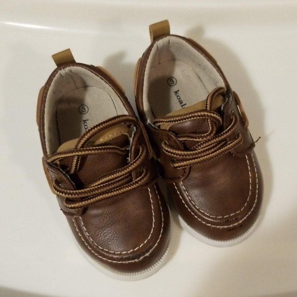 Toddler brown dress shoes